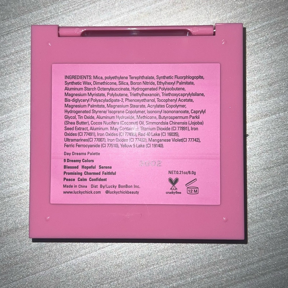 NIB Lucky Chick Daydreams Eyeshadow Palette - Picture 5 of 7